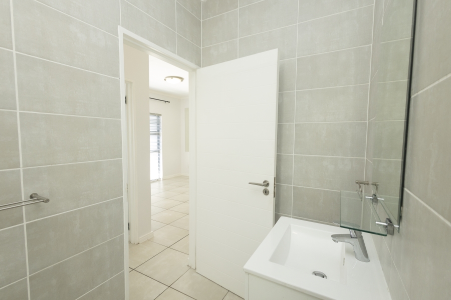 1 Bedroom Property for Sale in Richwood Western Cape